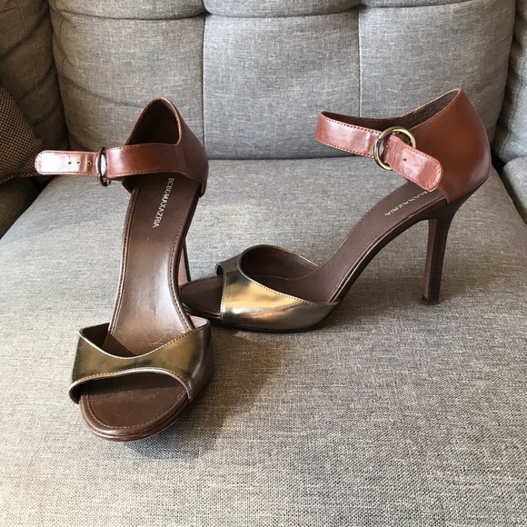 BCBG Maxazria Heels - Picture 2 of 4